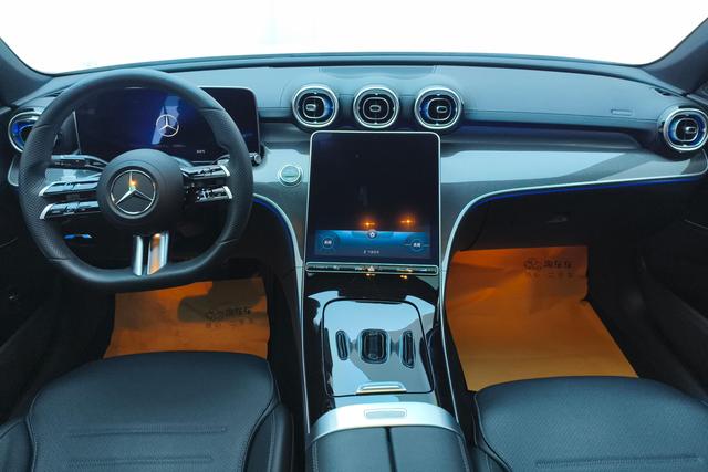Mercedes Benz C-Class 2022 — фото 13