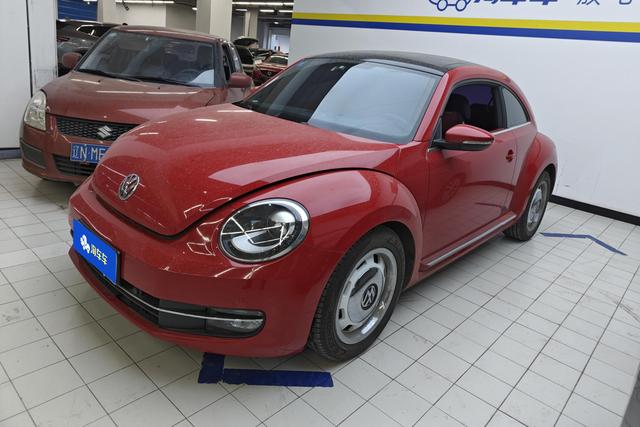 Volkswagen Beetle 2015 года выпуска