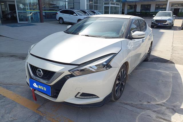 Nissan Bluebird 2020 года выпуска