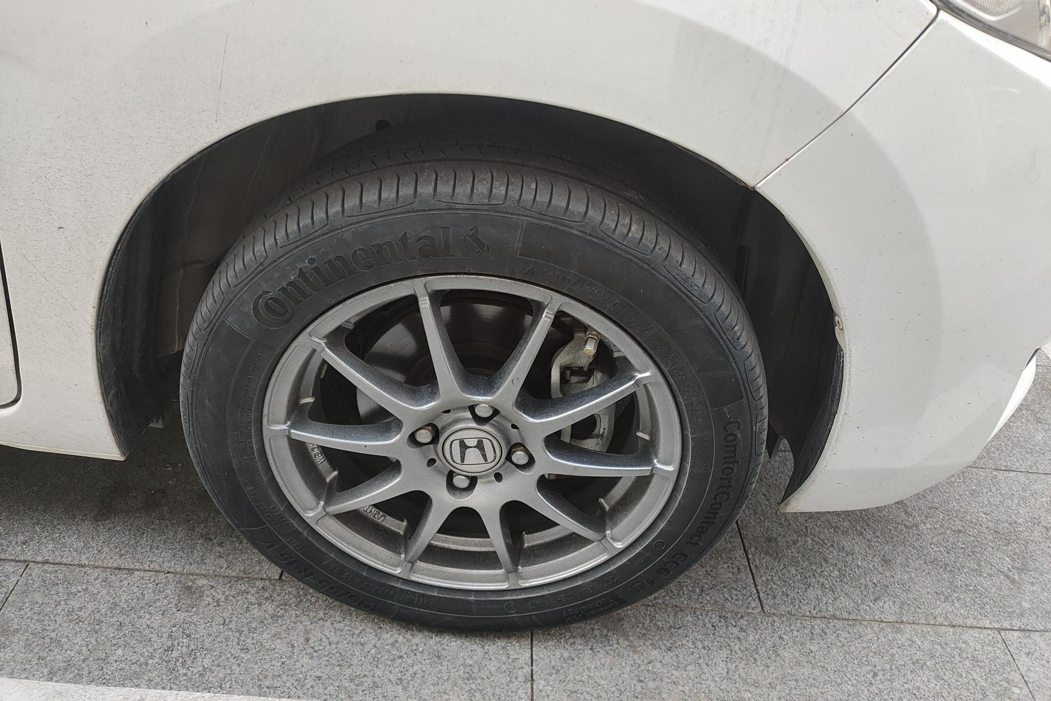 Honda Fit 2016 1.5L LXS CVT Comfort