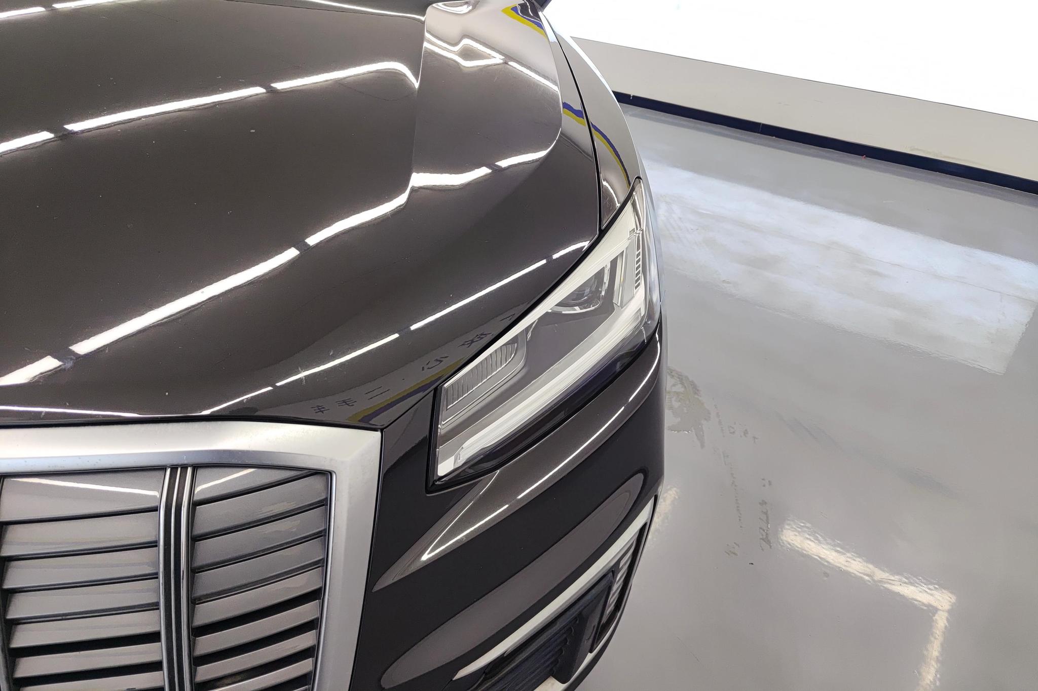 Audi Q2L e-tron