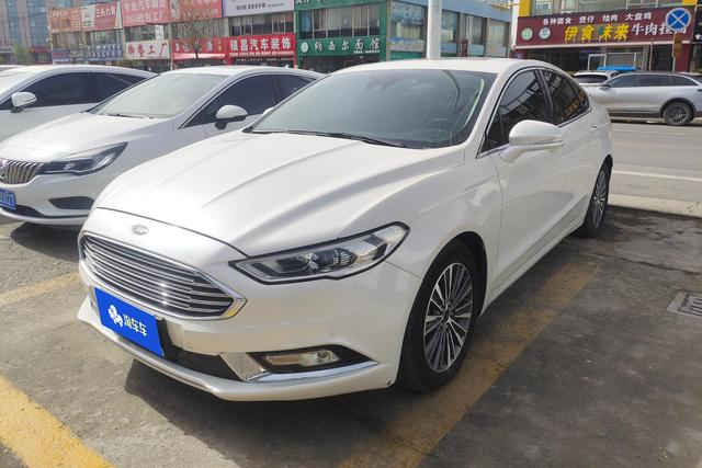 Ford Mondeo 2017 года выпуска