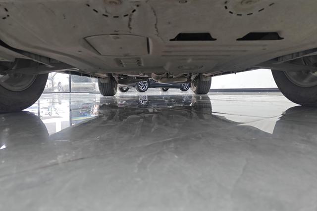 GAC Trumpchi Trumpchi GS4 2023 Темно-серый из Китая, фото 3