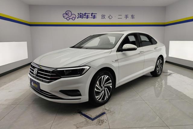 Volkswagen Jetta 2021 года выпуска