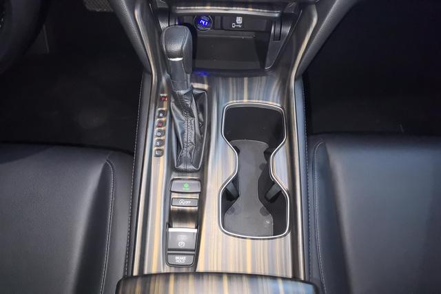 Honda Accord 2022 — фото 14