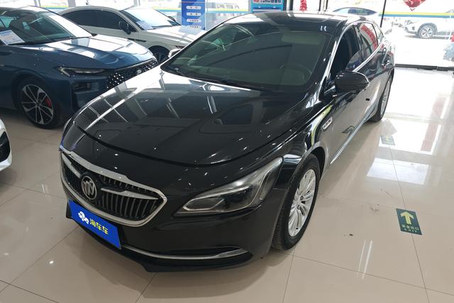 Buick LaCrosse 2018 года выпуска