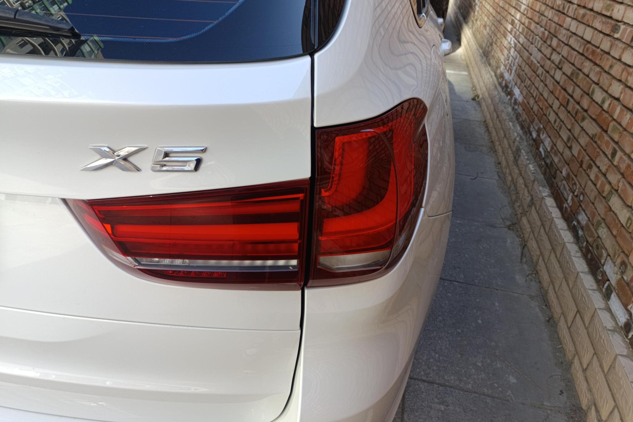 BMW X5 2014 xDrive35i Lead