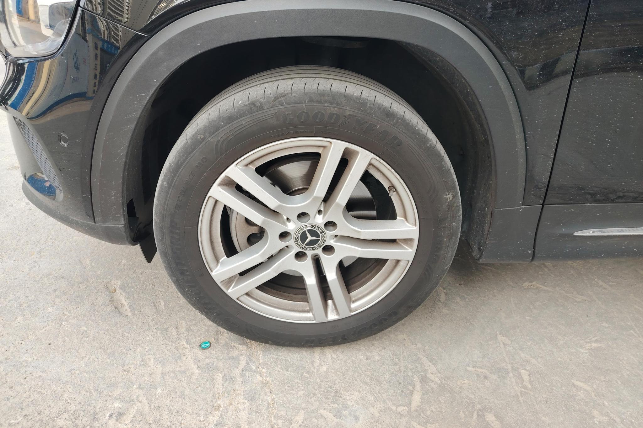 Mercedes-Benz GLB 2023 GLB 220