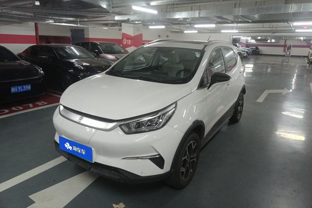 BYD Yuan 2021 года выпуска