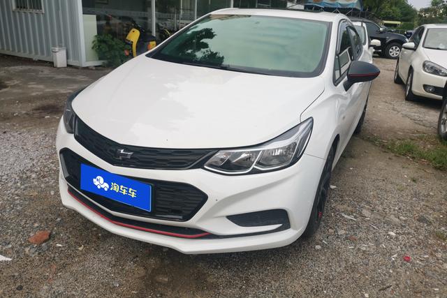 Chevrolet Cruze 2018 года выпуска