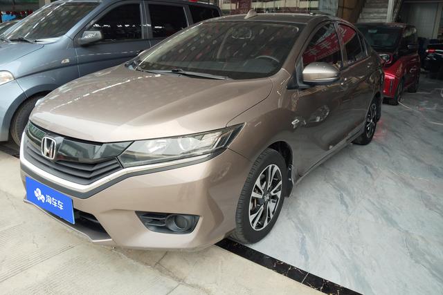 Honda City 2016 года выпуска