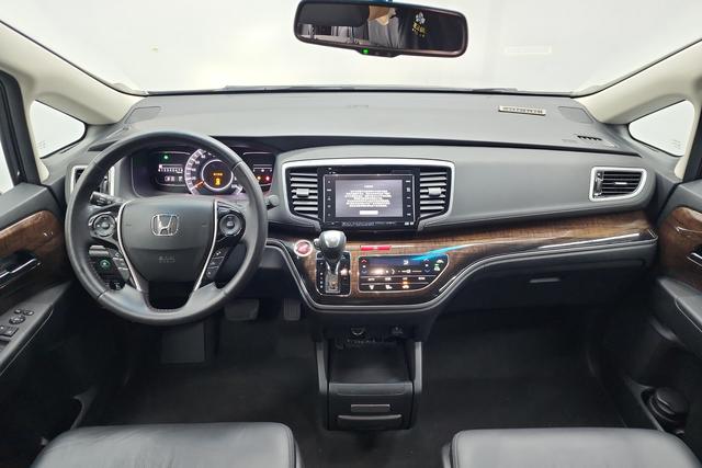 Honda Odyssey 2017 — фото 14