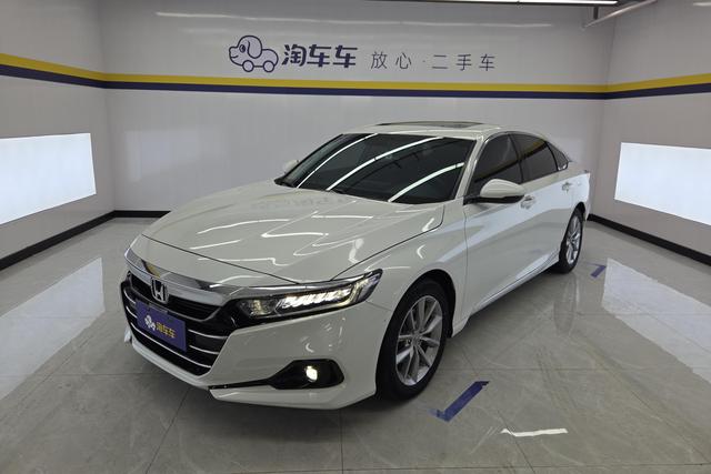 Honda Accord 2022 года выпуска