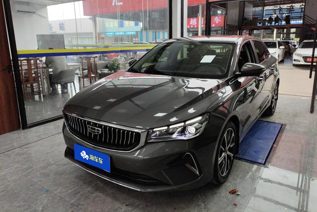 Geely Emgrand GT 2022 года выпуска