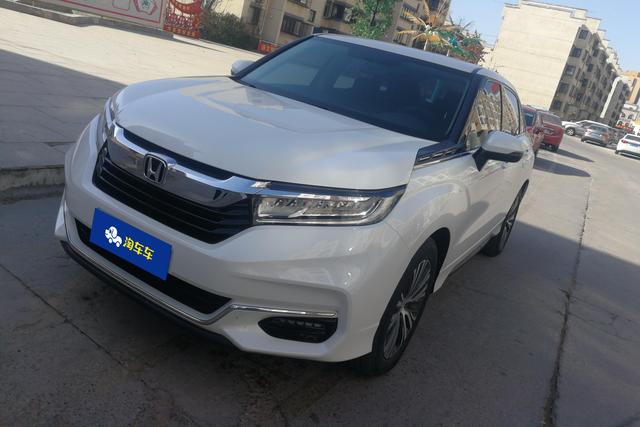 Honda Avancier 2020 года выпуска