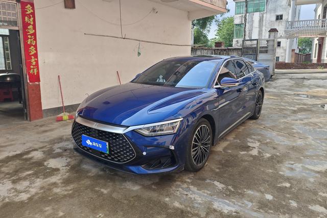 BYD Han 2022 года выпуска