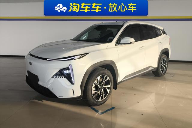 Geely Galaxy L7 2023 года выпуска