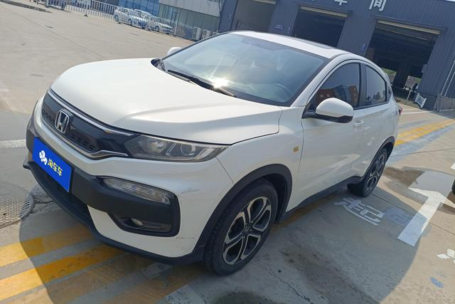 Honda HR-V 2015 года выпуска