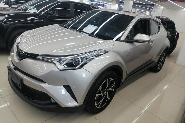 Toyota C-HR 2020 года выпуска