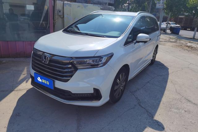 Honda Odyssey 2022 года выпуска