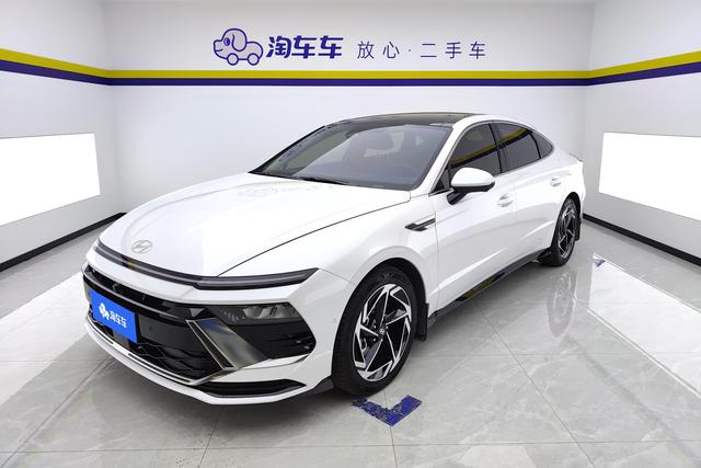 Hyundai Sonata 2024 года выпуска