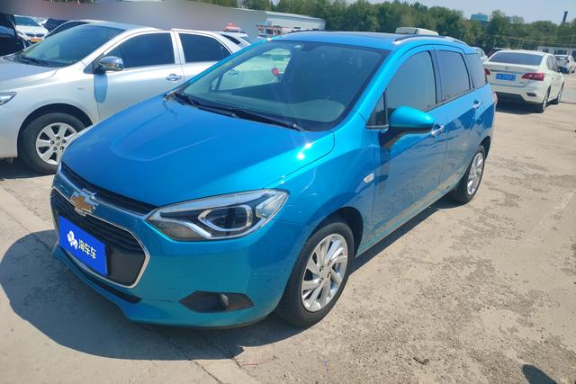 Chevrolet Lova RV 2016 года выпуска