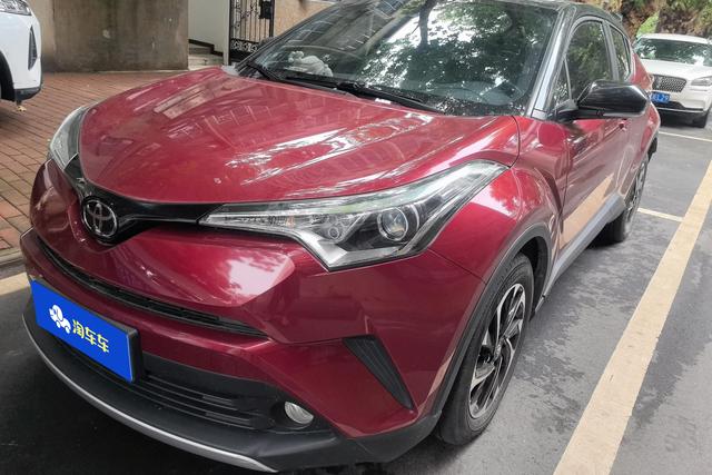 Toyota C-HR 2018 года выпуска