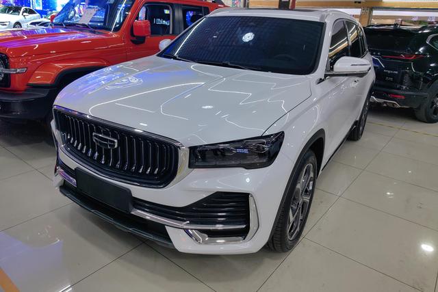 Geely Xingyue 2024 года выпуска