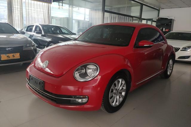 Volkswagen Beetle 2015 года выпуска