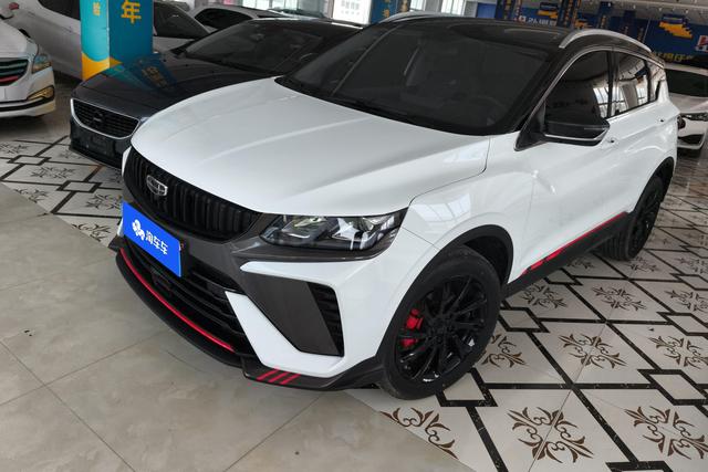 Geely Coolray 2024 года выпуска
