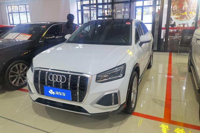Audi Q2 2022 года выпуска