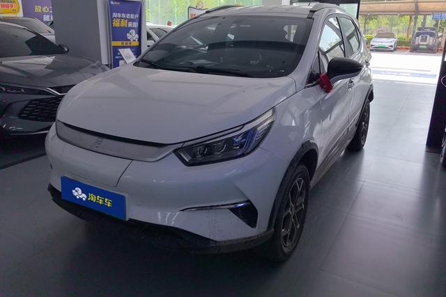 BYD Yuan 2021 года выпуска