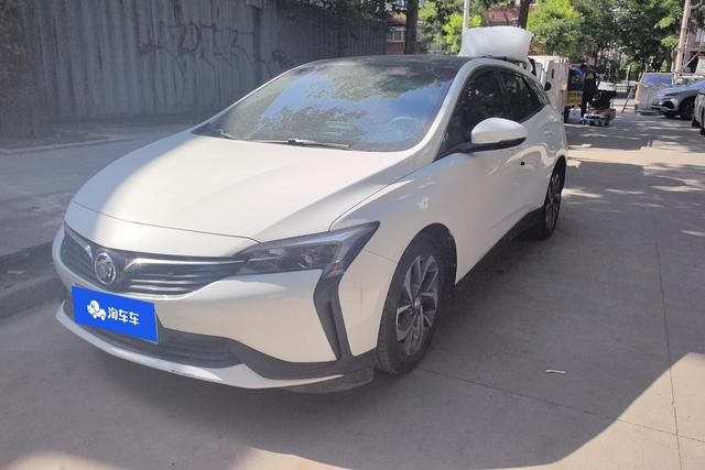 Buick Velite 2022 года выпуска