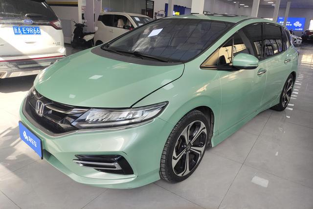 Honda Jade 2017 года выпуска