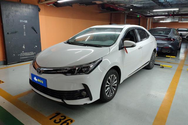 Toyota Corolla Cross 2017 года выпуска