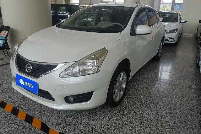 Nissan Tiida 2014 года выпуска