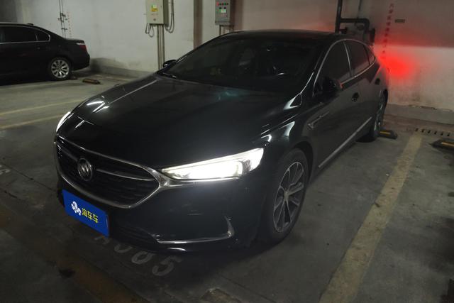 Buick LaCrosse 2022 года выпуска