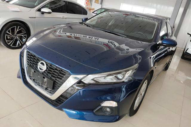 Nissan Altima 2020 года выпуска