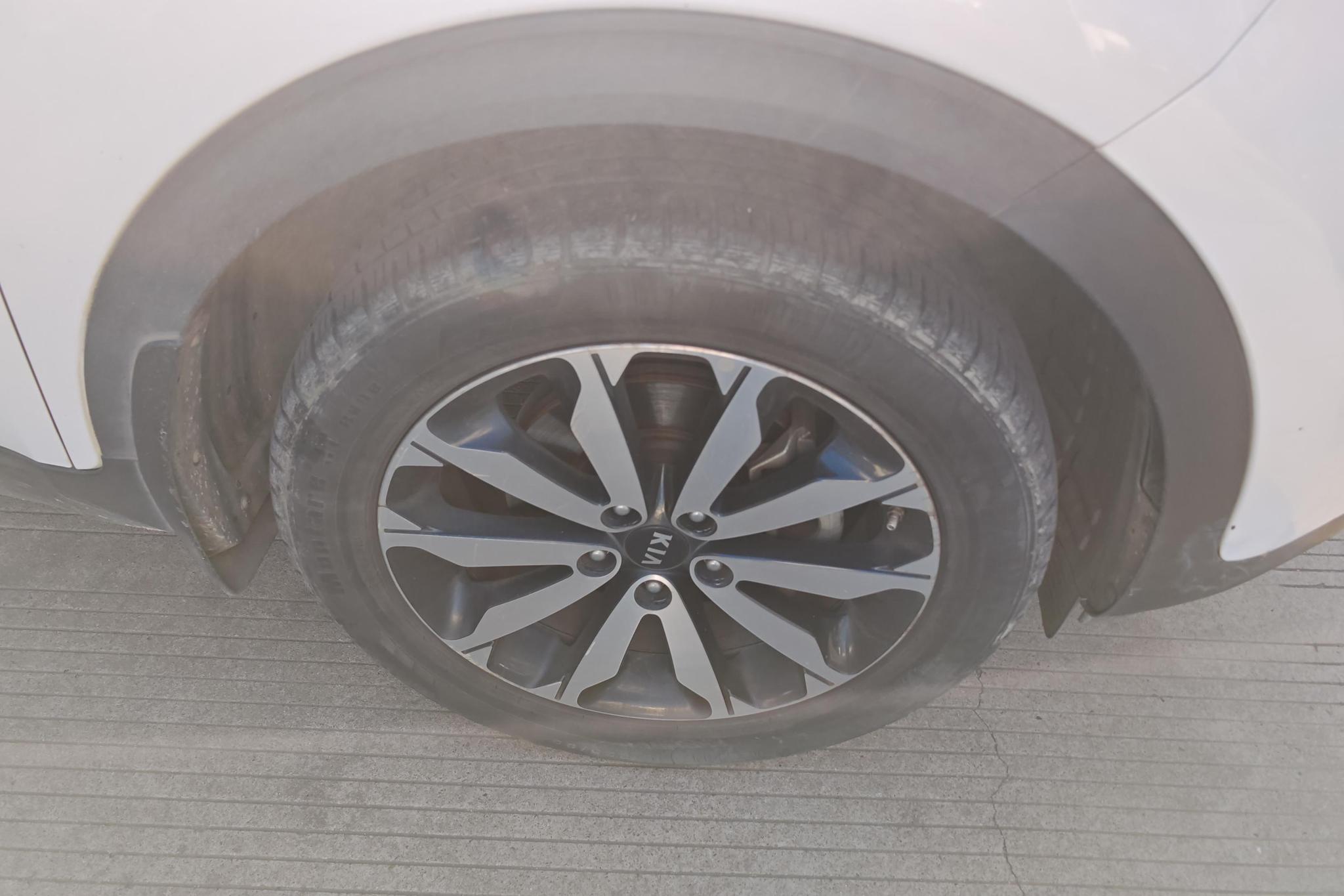 Kia KX5 2017 1.6T AT 15 DLX
