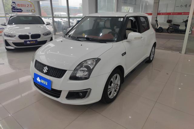 Suzuki Swift 2016 года выпуска