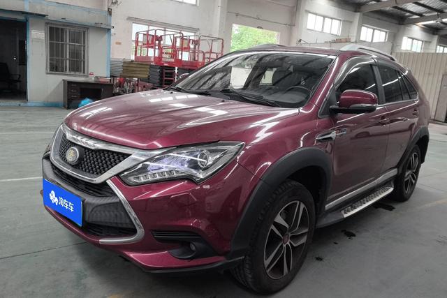 BYD Tang 2015 года выпуска