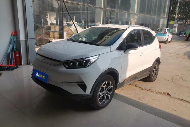BYD Yuan 2021 года выпуска