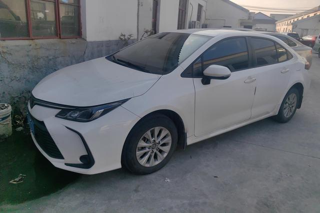 Toyota Corolla Cross 2019 года выпуска