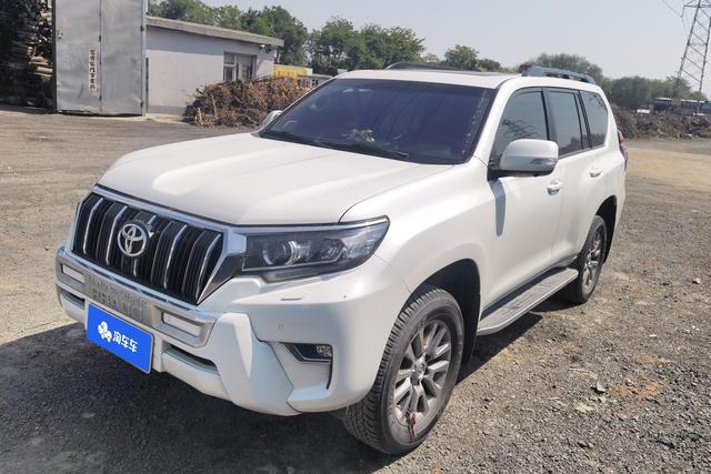 Toyota Land Cruiser Prado 2018 года выпуска