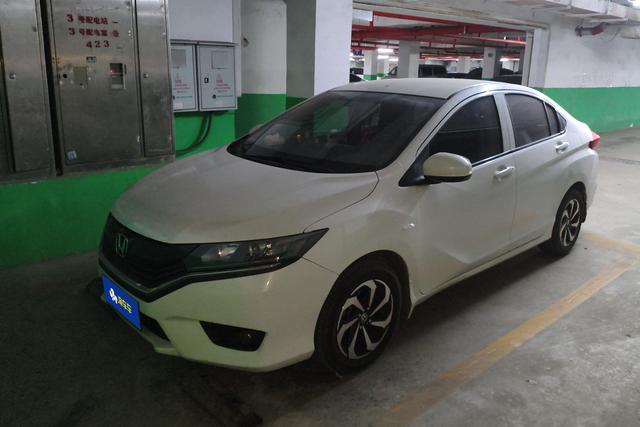 Honda City 2016 года выпуска