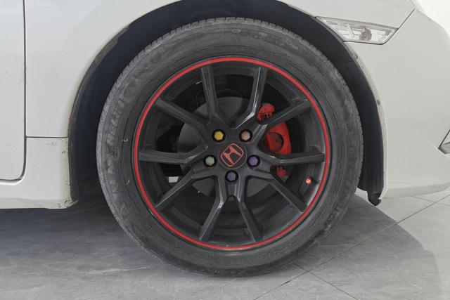 Honda "思域" 可 以 翻 译 为 "Civic" 2019 — фото 4