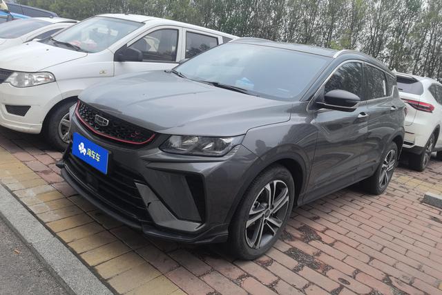 Geely Coolray 2021 года выпуска