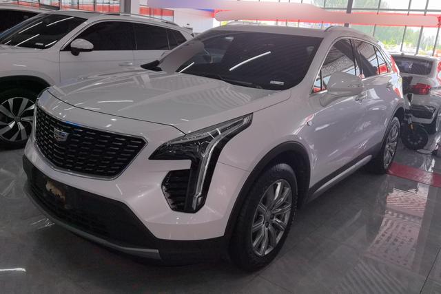 Cadillac XT4 2021 года выпуска