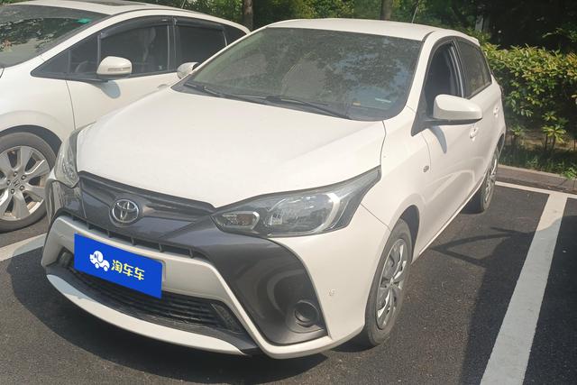Toyota Yaris 2016 года выпуска