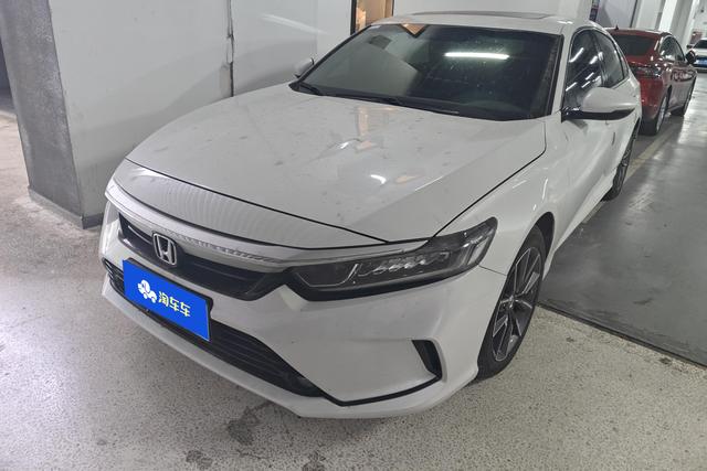 Honda Inspire 2022 года выпуска